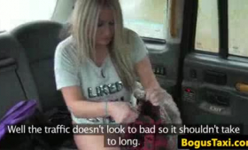 Hot blonde cabbie sucking on her passenger