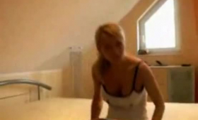 Hot blonde amateur jizzed before sensually blowing tube.