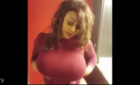 Busty rich mommy shows her perfect pussy size
